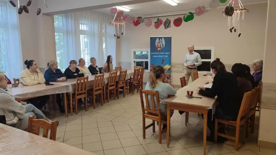 Pracownicy Fundacji im. Brata Alberta Domu Pomocy Społecznej w Toruniu odbyli szkolenie "Protokół stambulski - prawa człowieka"