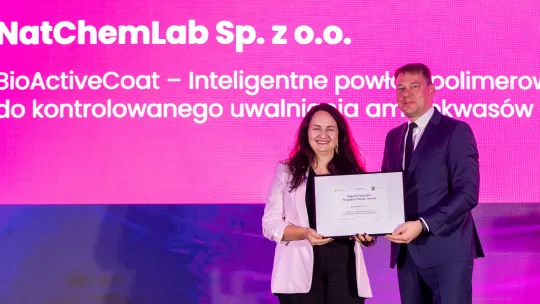 Specjalne wyróżnienie Prezydenta Miasta Torunia Pawła Gulewskiego trafiło do spółki NatChemLab Sp. z o.o. za opracowanie innowacyjnego rozwiązania „BioActiveCoat