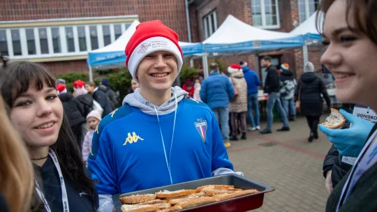 V Ognisko Mikołajkowe przy Szkole Podstawowej nr 14 — świętujemy razem i pomagamy