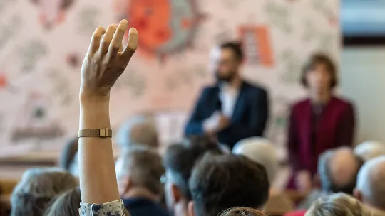 Pierwsze spotkanie konsultacyjne dotyczące polityki parkingowej w Toruniu