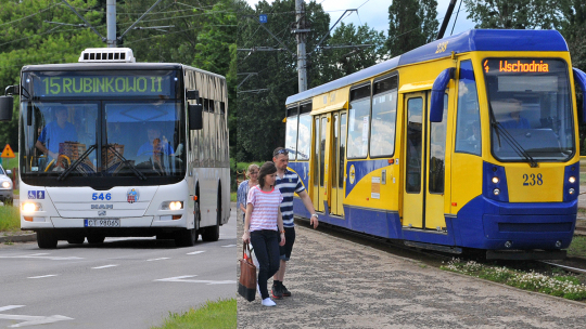 Tramwaje wracają na tory