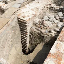 Znaleziska na terenie badan archeologicznych przy Bulwarze Filadelfijskim
