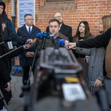 Ograniczenia w nocnej sprzedaży alkoholu: najpierw analiza, konsultacje społeczne