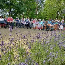 Śpiewanie na Polanie z seniorami