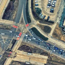 Dzięki inwestycji kierowcy poruszający się w rejonie skrzyżowania ul. Kraszewskiego z al. św. Jana Pawła II odczują wyraźną poprawę płynności ruchu.