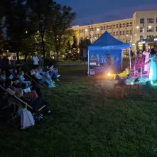 Park Kultury przy fortepianie plenerowym