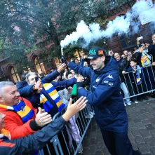 Mistrzowie Polski na żużlu spotkali się z kibicami na Rynku Staromiejskim