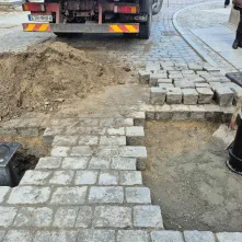  Słupki wokół Rynku Staromiejskiego