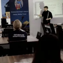 Uczą jak pracować z uzależnieniem