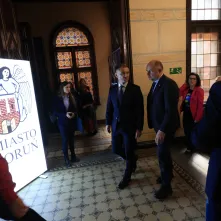 Minister Sławomir Nitras i marszałek Piotr Całbecki