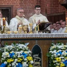 Nabożeństwo z okazji poświęcenia bazyliki katedralnej pw. śś. Jana Chrzciciela i Jana Ewangelisty. 