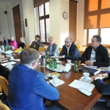 Spotkanie przedstawicieli toruńskiego samorządu z przewodniczącymi Rad Okręgów