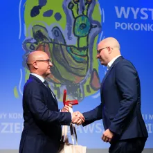 Wręczenie Nagrody Marszałka Województwa przez Marka Wojtkowskiego