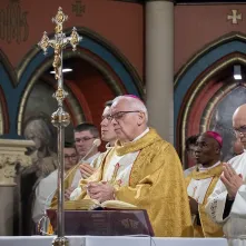 106. rocznica odzyskania niepodległości - złożenie kwiatów i msza św.
