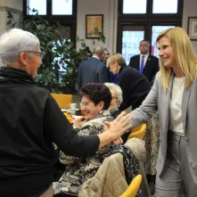 Rada Seniorów 2024-2029 na pierwszym posiedzeniu - wiceprezydent Torunia Dagmara Zielińska
