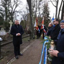 Pamiętamy o Honorowych Obywatelach Miasta: Wandzie Szuman i o. Władysławie Wołoszynie