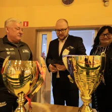 Spotkanie prezydenta Pawła Gulewskiego z finalistami turnieju "Z orlika na stadion"