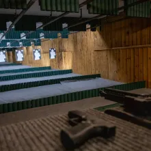 Otwarcie strzelnicy pneumatycznej w Zespole Szkół Samochodowych