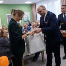 Toruń dba o seniorów