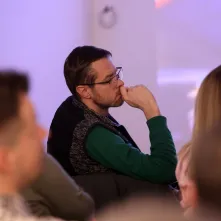 Muzyczna podróż z Hirkiem Wroną