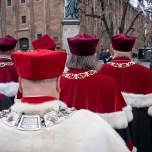Kwiaty w 552. rocznicę urodzin Kopernika
