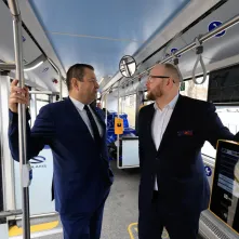 Podpisanie umowy na zakup autobusów elektrycznych