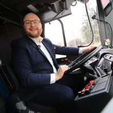 Podpisanie umowy na zakup autobusów elektrycznych