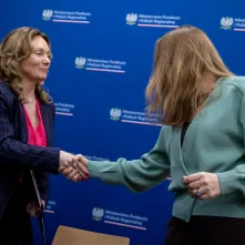Podpisanie umowy na realizację projektu "Wygrana rodzina"