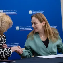 Podpisanie umowy na realizację projektu "Wygrana rodzina"