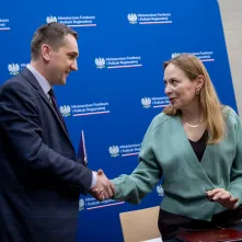 Podpisanie umowy na realizację projektu "Wygrana rodzina"