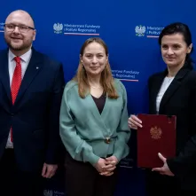 Podpisanie umowy na realizację projektu "Wygrana rodzina"