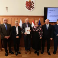 Wręczenie umów na dofinansowanie dwóch projektów
