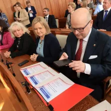 Wręczenie umów na dofinansowanie dwóch projektów