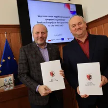 Wręczenie umów na dofinansowanie dwóch projektów