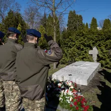 Urodzinowe kwiaty dla gen. Zawackiej, 19.03.2025 r.