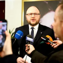 Nadzwyczajna sesja Rady Miasta i poprzedzający ją briefing prasowy