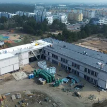 Budowa szkoły podstawowej przy ul. Grasera - stan prac na 12.03.2025 r.