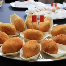 Wręczenie nominacji konsulowi honorowemu Peru w Toruniu