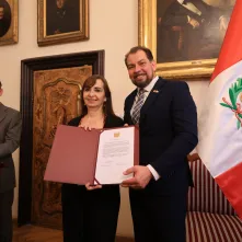 Wręczenie nominacji konsulowi honorowemu Peru w Toruniu