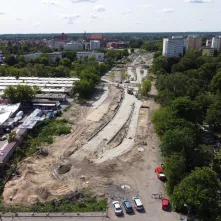W Toruniu trwa budowa fragmentu Trasy Staromostowej w rejonie targowiska miejskiego.