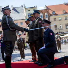 Promocja oficerska na Rynku Staromiejskim