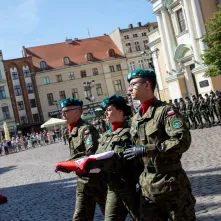 Promocja oficerska na Rynku Staromiejskim