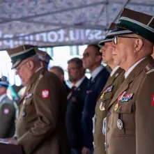 Promocja oficerska na Rynku Staromiejskim