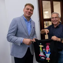 Wizyta uczestników obozu „Młodzież dla pokoju” w Urzędzie Miasta Torunia