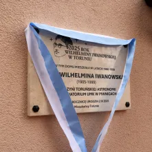 Odsłonięcie tablicy pamięci prof. Wilhelminy Iwanowskiej