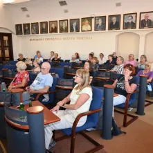 „60+ z PTTK” z wizytą w Urzędzie Miasta Torunia