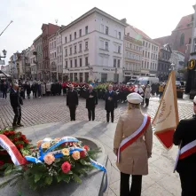 Uroczysta inauguracja roku akademickiego 2025/2026 - złożenie kwiatów