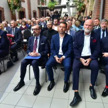 80-lecie Zespołu Szkół Inżynierii Środowiska w Toruniu, wręczenie Medalu "Za Zasługi dla Miasta Torunia"