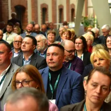 80-lecie Zespołu Szkół Inżynierii Środowiska w Toruniu, wręczenie Medalu "Za Zasługi dla Miasta Torunia"