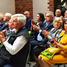 80-lecie Zespołu Szkół Inżynierii Środowiska w Toruniu, wręczenie Medalu "Za Zasługi dla Miasta Torunia"